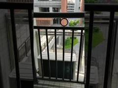 มุมมองธรรมชาติที่ไม่ขัดขวาง ระเบียง ริลล์ที่มองไม่เห็น ความจุ 100 กิโลกรัม ความอดทน ± 1%