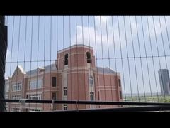 ความจุ 100 กิโลกรัม ระเบียง อ่อนน่องความอ่อนนวลของกรีล ± 1%