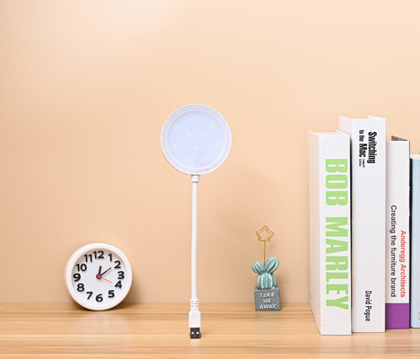 3500-6500K สี LED ตาดูแล USB โต๊ะไฟชาร์จได้พร้อมปรับมุมหลาย