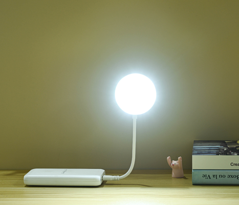 3500-6500K สี LED ตาดูแล USB โต๊ะไฟชาร์จได้พร้อมปรับมุมหลาย