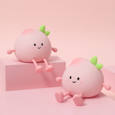 2024 สร้างสรรค์ใหม่ Peach Shape Night Lamp ซิลิโคนอ่อน 7 สีเปลี่ยนการดูแลตา ไฟกลางคืนสําหรับเด็ก ของขวัญ โต๊ะไฟ