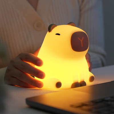 ใหม่ Cute Capybara สีซิลิโคน ไฟกลางคืน Usb Rechargeable Led Pat Lamp เวลา Dimming ตกแต่ง โต๊ะ นอน ไฟกลางคืน