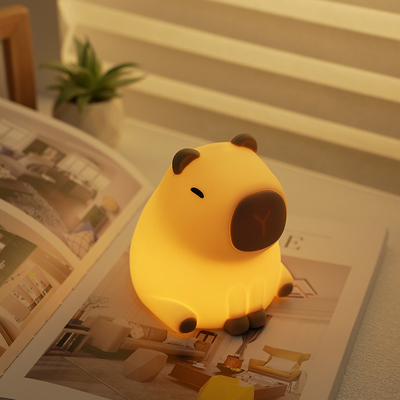 แสง LED Capybara สร้างสรรค์ ไฟกลางคืน สวย สีซิลิโคน โต๊ะข้างเตียง สําหรับห้องเด็ก ของขวัญบ้านฉลาด