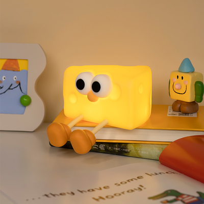 โรงงานจีน โดรน ดีไซน์ USB ซิลิโคน รีชาร์จเบ็บ ไลท์กลางคืน แสงสมาธิ บ้านแสงกับชีส ดีไซน์สําหรับ ห้องนอนเด็กผู้หญิง