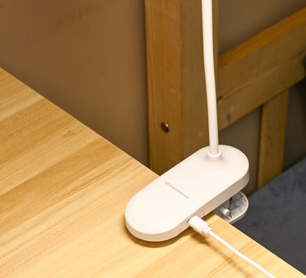 LED Plug Small Portable Light USB Intelligent 800mA Table Lamp Anti-glare โรงไฟช่อยืดหยุ่นสําหรับการเรียนรู้