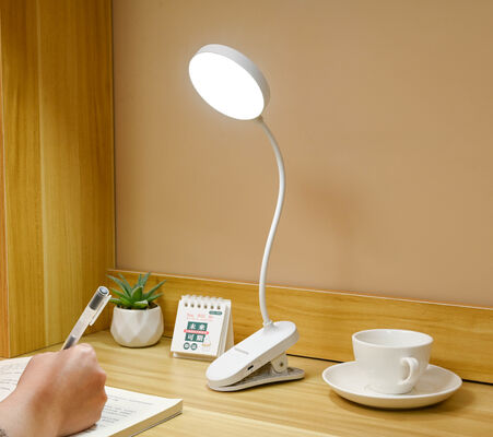 LED Plug Small Portable Light USB Intelligent 800mA Table Lamp Anti-glare โรงไฟช่อยืดหยุ่นสําหรับการเรียนรู้