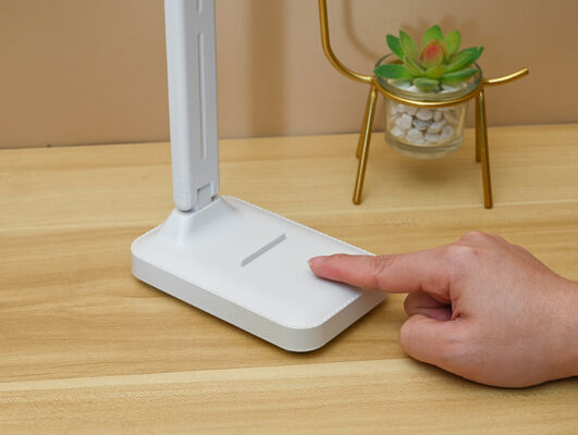 โคมไฟตั้งโต๊ะพร้อมที่วางปากกาสำหรับอ่านหนังสือ ป้องกันสายตา ชาร์จไฟได้ เสียบปลั๊กได้ สำหรับหอพัก ห้องนอน โคมไฟอ่านหนังสือ