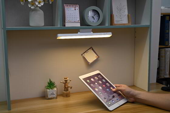 แรง แม็กเนตสับซ้อน LED ป้องกันตา สามารถชาร์จได้ 800mA แหลมเย็น แสงสว่าง Usb ไฟการเรียนรู้