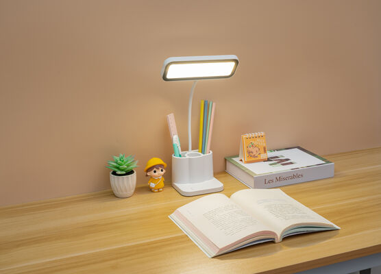 โคมไฟตั้งโต๊ะ LED สไตล์นอร์ดิก พร้อมปลั๊ก USB ดีไซน์ทันสมัย โคมไฟอ่านหนังสือสำหรับกลางคืน เหมาะสำหรับอ่านหนังสือที่บ้าน ของขวัญพิเศษ โคมไฟตั้งโต๊ะ ที่วางปากกา