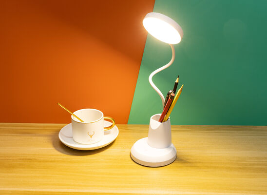 โคมไฟตั้งโต๊ะที่วางปากกาเรียบง่ายทันสมัย LED ชาร์จไฟได้ เสียบปลั๊ก ถนอมสายตา โคมไฟอ่านหนังสือสำหรับนักเรียนหอพักวิทยาลัย ระบบสัมผัส