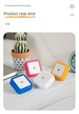 หลอดไฟกลางคืนน่ารักที่มีเซ็นเซอร์การเคลื่อนไหว ให้แสงอ่อน