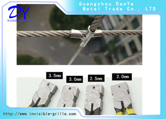 คลิปหนีบเหล็กกล้าไร้สนิมทนไฟสำหรับ 316 304 Wire Invisible Safety Grille